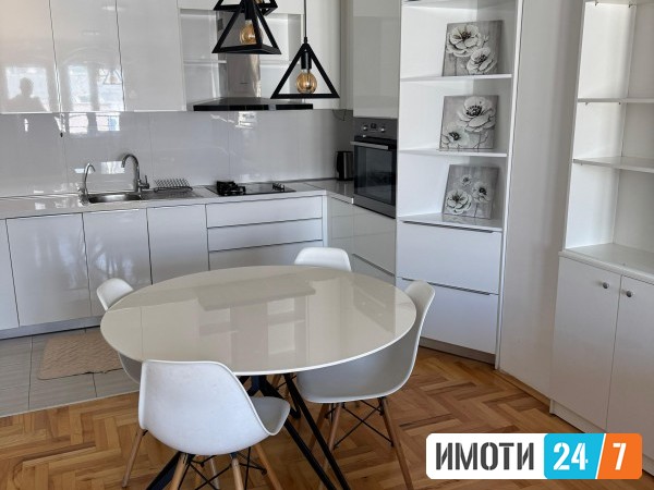 Урбан Лајф издава стан во Дебар Маало