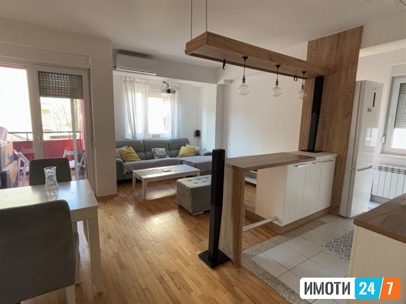 Урбан Лајф издава луксузен стан во Центар со Паркинг место