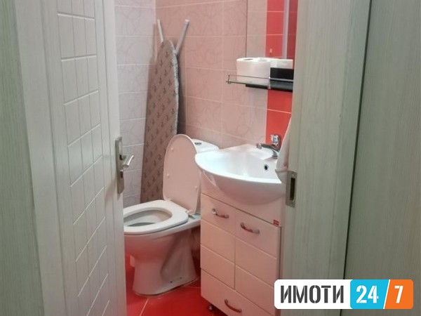 Урбан Лајф издава стан на водно со паркинг