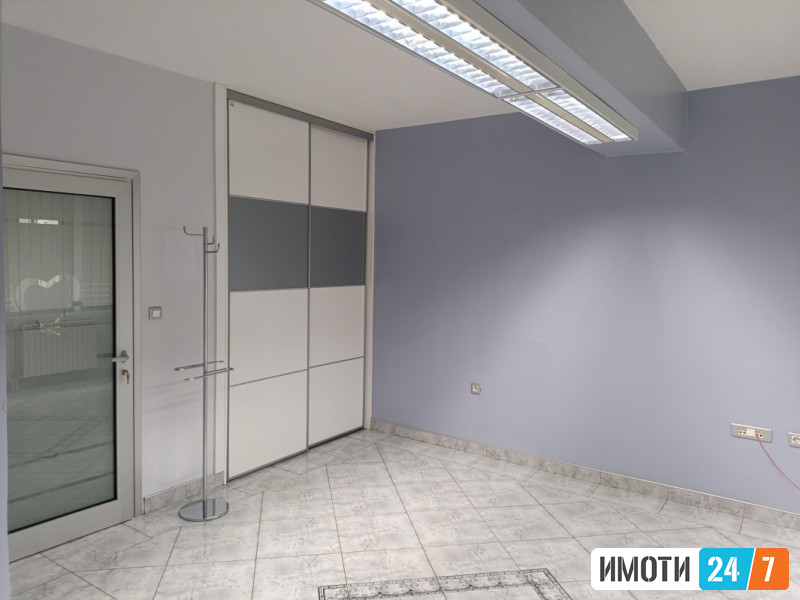 Урбан Лајф издава деловен простор во Аеродром