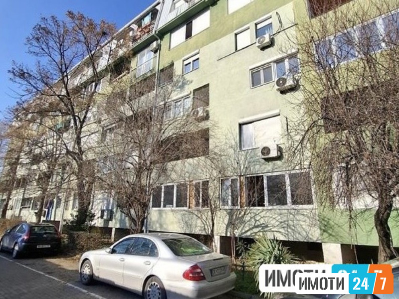Sell Apartment in   Karposh 1