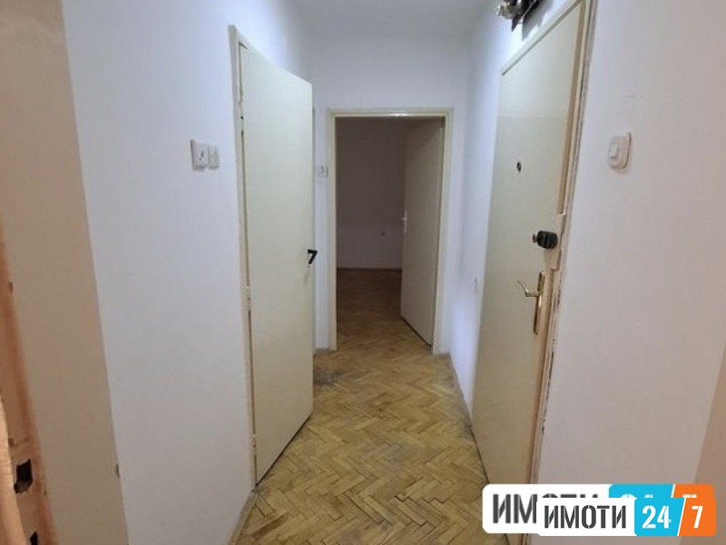 Sell Apartment in   Karposh 1