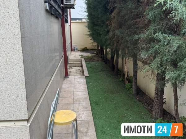 Урбан Лајф продава стан во Козле со 3 спални соби