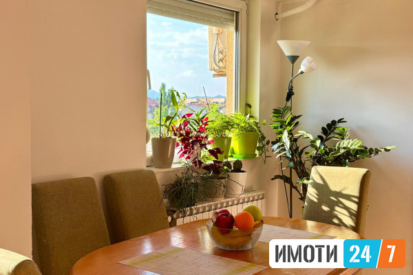 Урбан Лајф издава стан во Дебар Маало