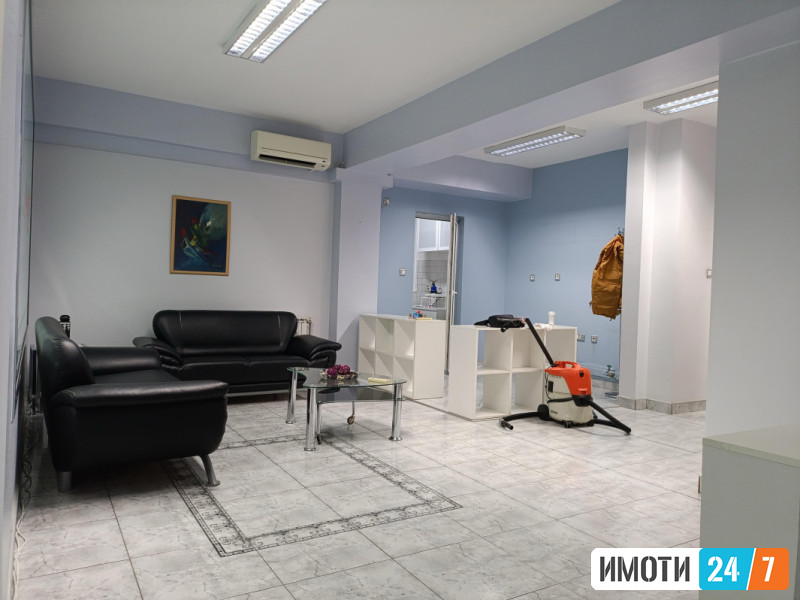 Урбан Лајф издава деловен простор во Аеродром
