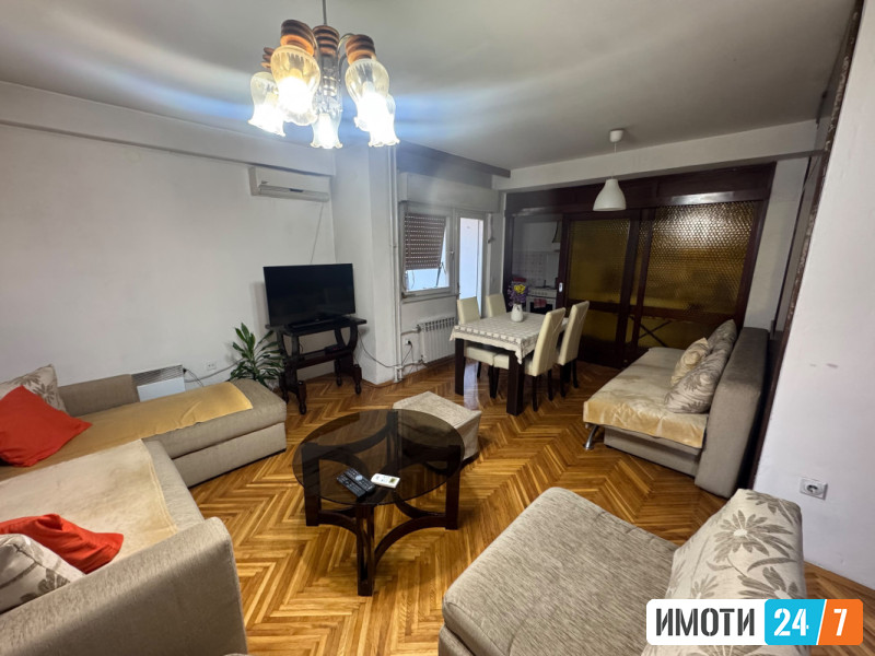 Урбан Лајф продава стан во Аеродром позади Тренд