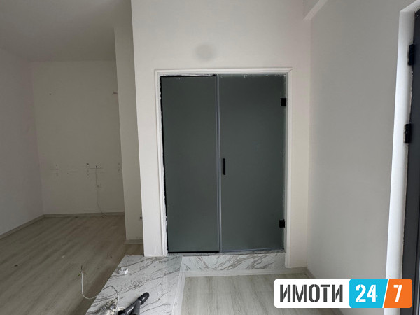 Урбан Лајф продава деловен простор во Аеродром