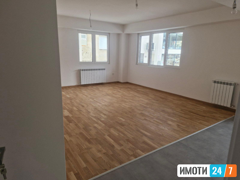 Урбан Лајф издава деловен простор во Капиштец