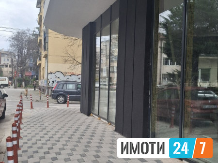 Урбан Лајф продава нов дукан во Дебар Маало