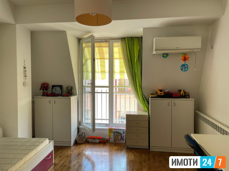 Урбан Лајф издава стан во центар кај Силбо