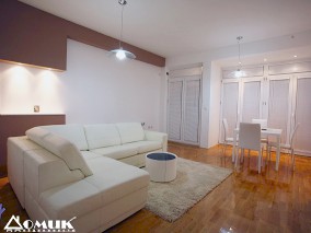 DOMIK IZDAVA LUX 3 SOBEN STAN VO DEBAR MAALO