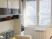 DOMIK IZDAVA LUX 2 SOBEN STAN NAD MVR