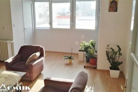 DOMIK IZDAVA 3 SOB NAMESTEN STAN VO CENTAR VO GTC