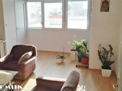 DOMIK IZDAVA 3 SOB NAMESTEN STAN VO CENTAR VO GTC