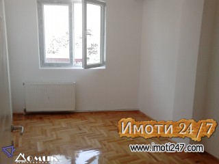 DOMIK PRODAVA  3 SOBEN NOV STAN VO TAFTALIDZE KAJ NOVA