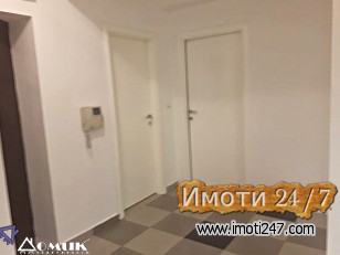 DOMIK IZDAVA DELOVEN PROSTOR KAJ UNIVERZALNA SALA