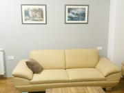 DOMIK IZDAVA 2 SOBEN NOV STAN VO CITY TOWER