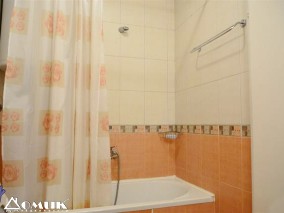 DOMIK IZDAVA LUX 3 SOBEN STAN VO CRNICE