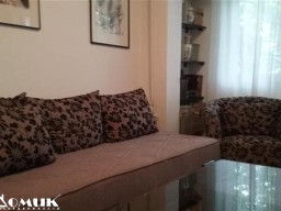 DOMIK IZDAVA 2 SOBEN NAMESTEN STAN VO KARPOS 3
