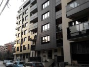 DOMIK IZDAVA LUX 2 SOBEN STAN VO CENTAR KAJ KALA