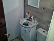 DOMIK IZDAVA DELOVEN VO CENTAR SPROTI RAMSTOR