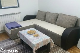 DOMIK IZDAVA NOV 3 SOBEN STAN VO BUNJAKOVEC