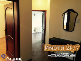 DOMIK IZDAVA DELOVEN PROSTOR NA ULICA MAKEDONIJA