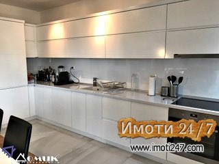 DOMIK IZDAVA NOV LUKSUZEN 4 SOBEN STAN NA VODNO
