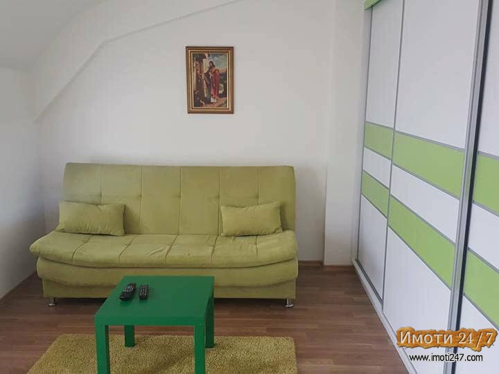 DOMIK PRODAVA NOV 3 SOBEN STAN 67 M2 KAJ KATOLICKA