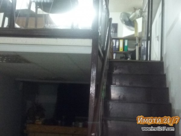 Се продава Деловен простор во  нас Центар