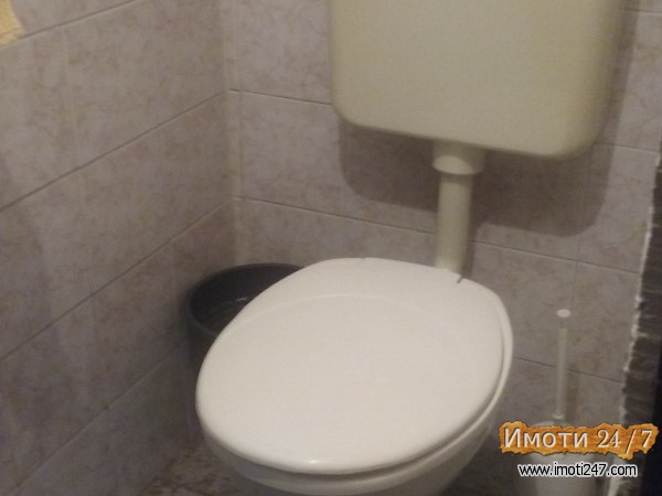 Се продава Деловен простор во  нас Центар