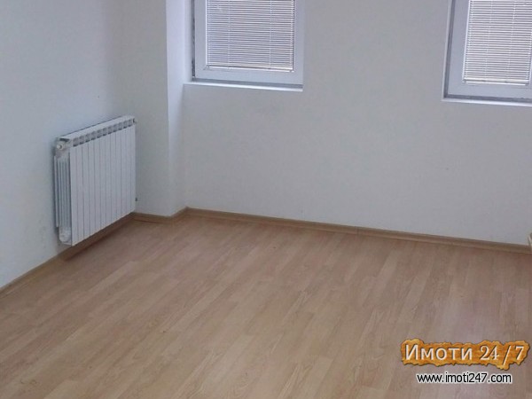 Rent Office space in   Centar