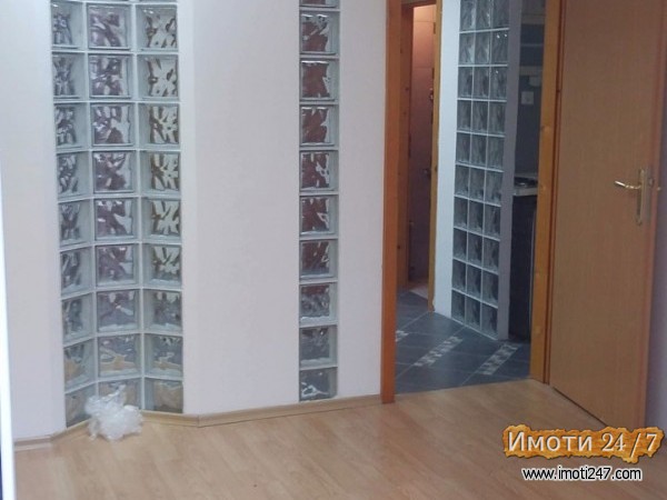 Rent Office space in   Centar