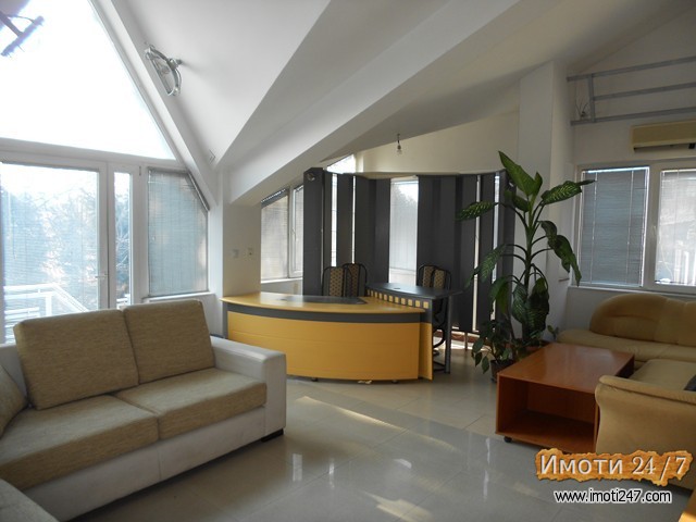 Rent Office space in   Zhelezara