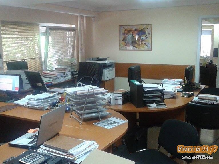 Се продава Деловен простор во  нас Центар