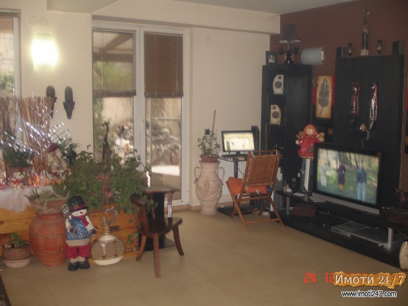 Sell Apartment in   Crniche