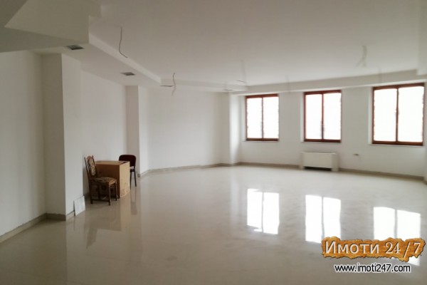 Rent Office space in   Centar