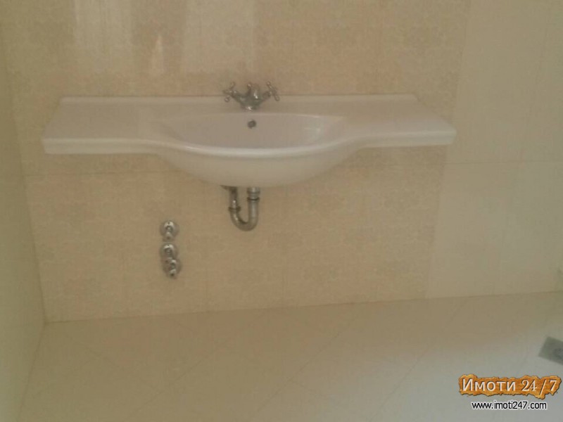 Се продава Стан во  нас Злокуќани