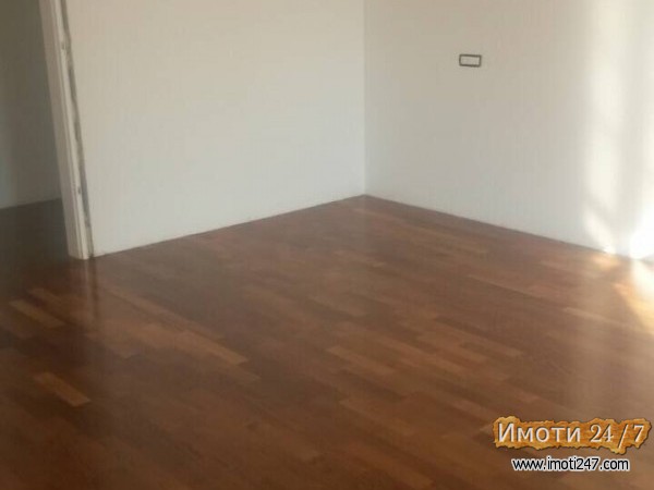 Се продава Стан во  нас Злокуќани