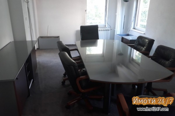 Rent Office space in   Karposh 1