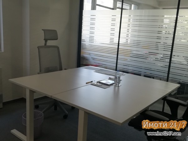 Се продава Деловен простор во  нас Карпош 3