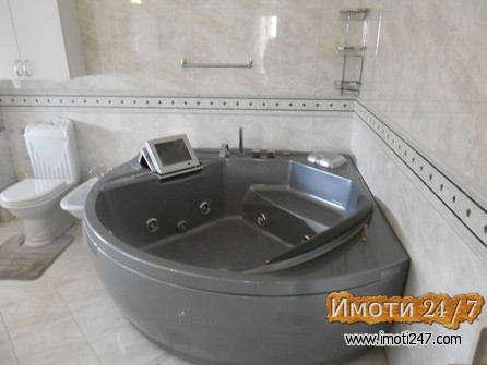 Се продава Куќа во  нас Водно