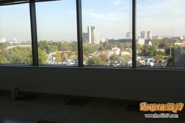 Rent Office space in   Centar