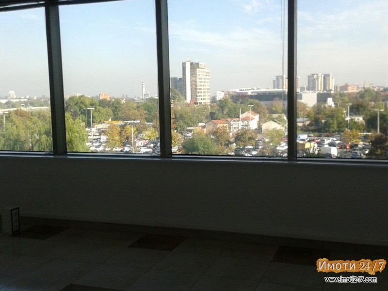 Rent Office space in   Centar
