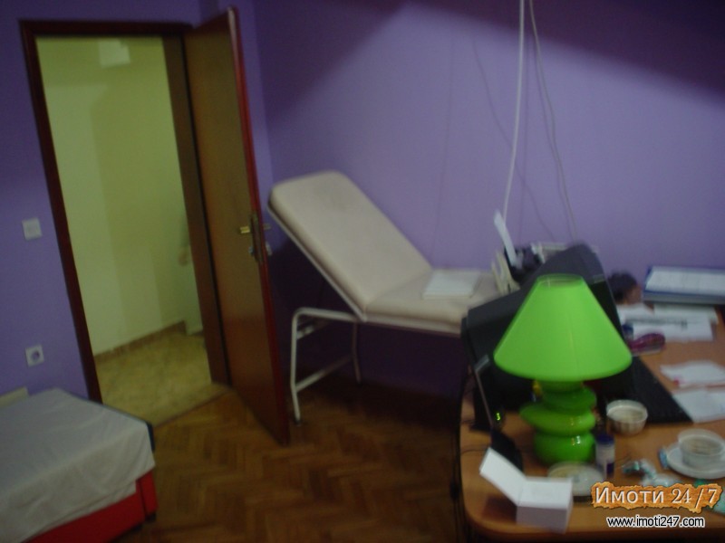 Rent Office space in   Centar