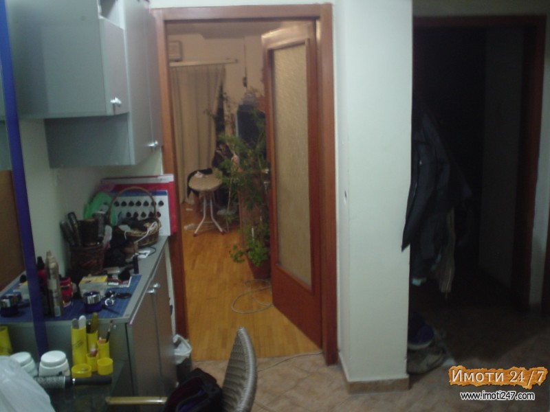 Rent Office space in   Centar