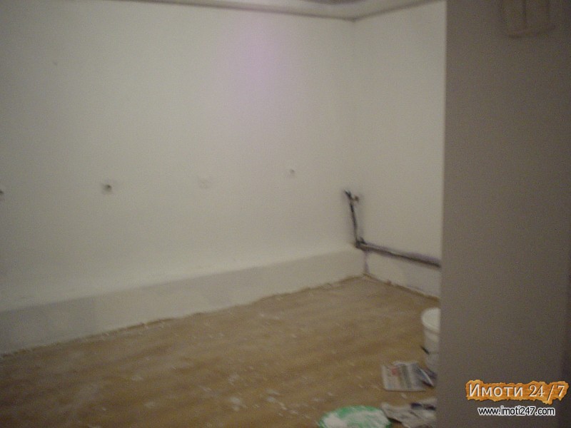 Rent Office space in   Centar