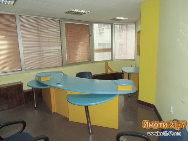 Се издава Деловен простор во  нас Центар