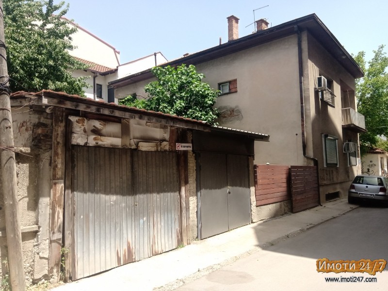 Се продава Плац во  нас Центар