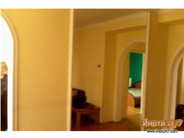 Се издава Стан во  нас Козле